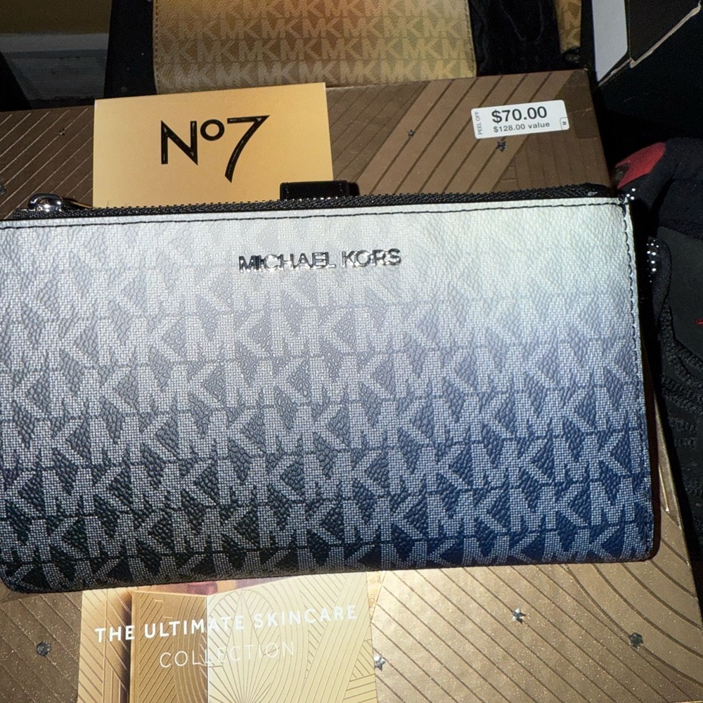 Michael Kors Gradient Blue and Black Wallet